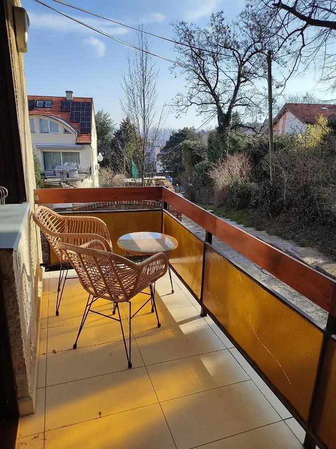 Hillside Lodge Budapeszt